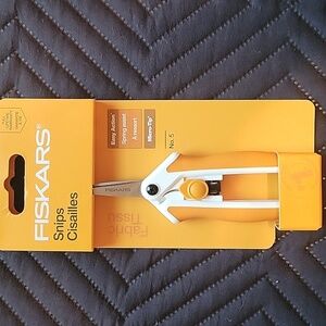 Fiskars Easy Action Snips